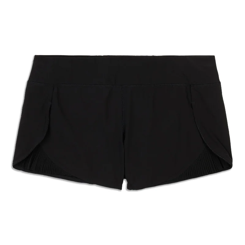 Fresh And Natural Play Off The Pleats Short - Resale