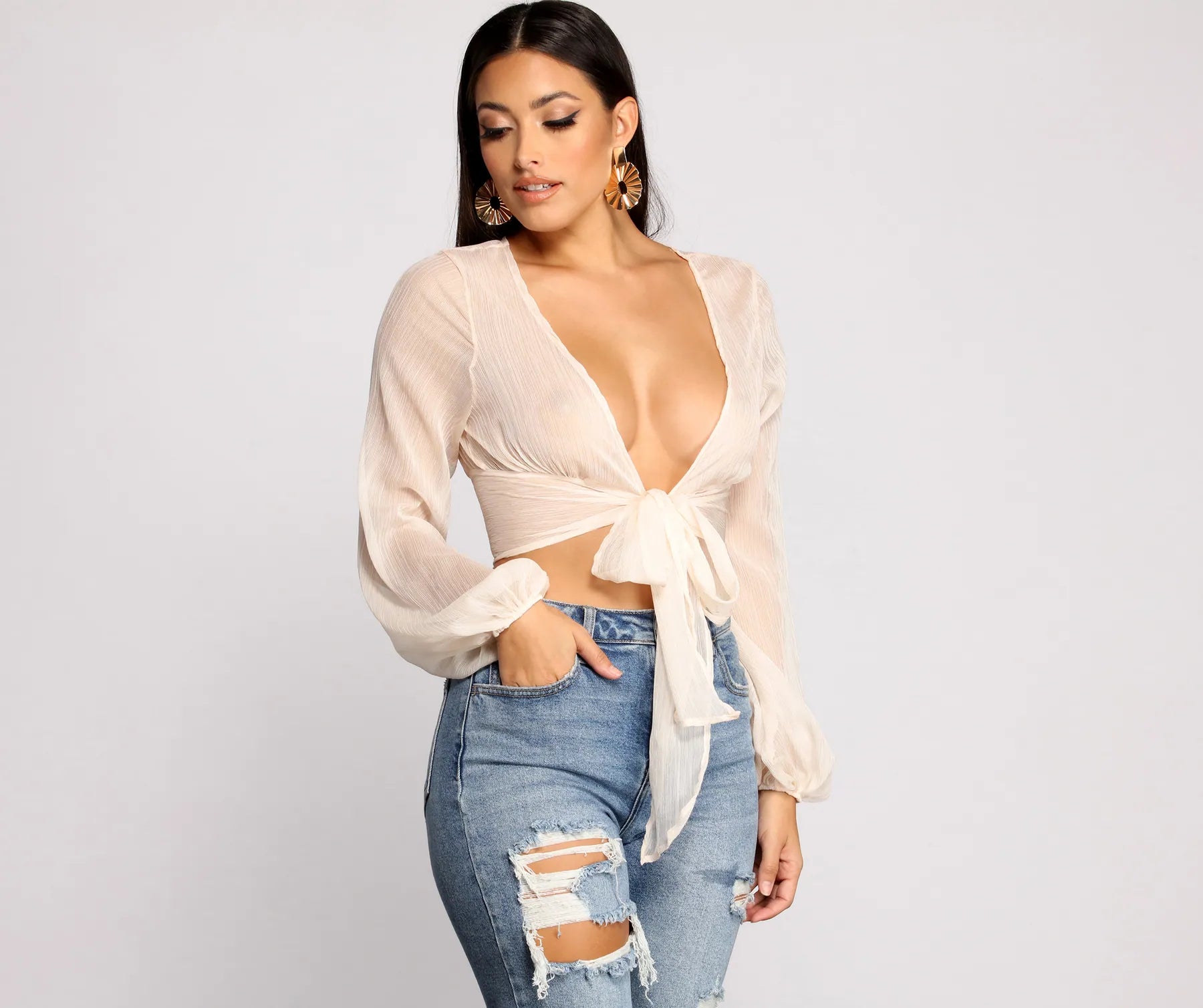 Designer Style So Chic Tie Front Long Sleeve Crop Top