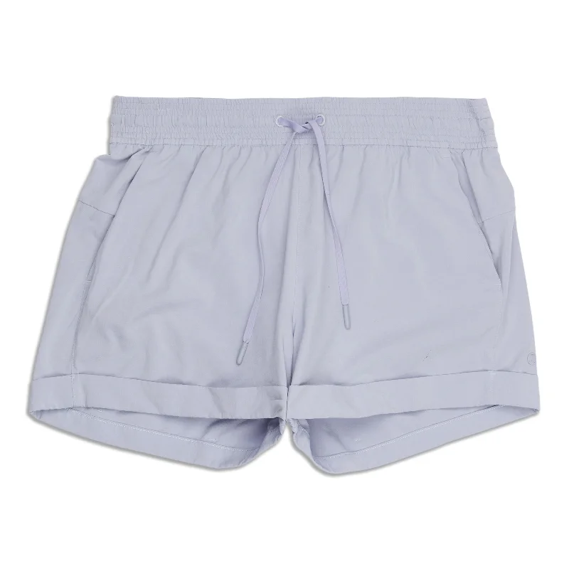 Autumn Selection Spring Break Away Short - Resale