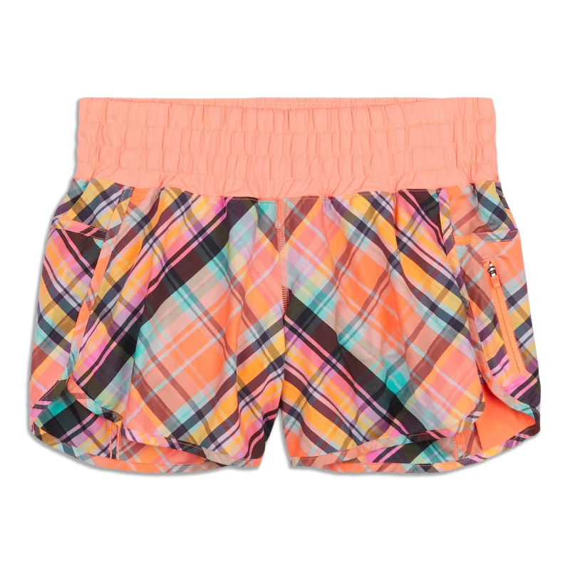 Relaxed Tops Tracker Short - Resale